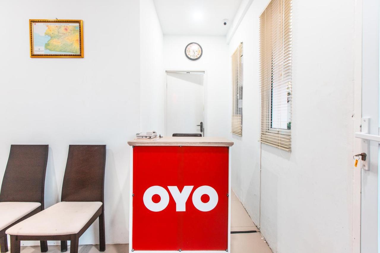 ホテル Oyo 907 ウィスマ チャクン ジャカルタ エクステリア 写真